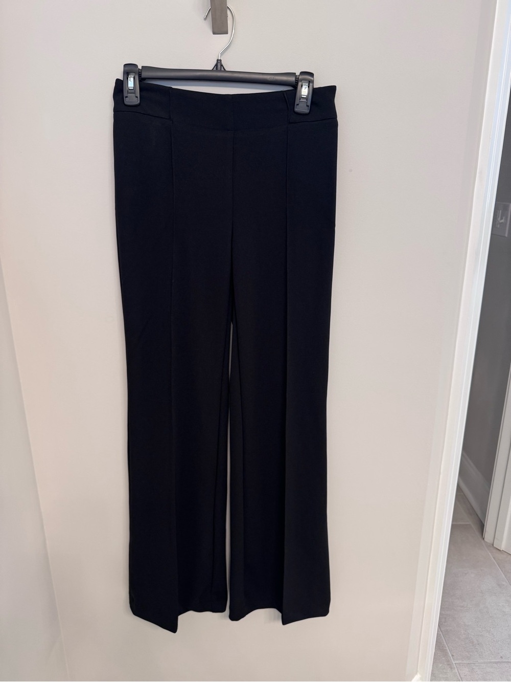 NWOT Tahari Classic Black Wide-Leg Women's Pants